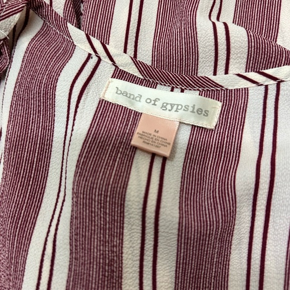 Band of Gypsies Purple and White Jumpsuit with Puff Sleeves - Picture 8 of 13